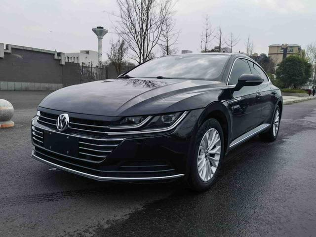 Volkswagen CC Модель 2019 года 330TSI Charm Style Edition National V – фото 1
