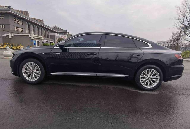 Volkswagen CC Модель 2019 года 330TSI Charm Style Edition National V – фото 7
