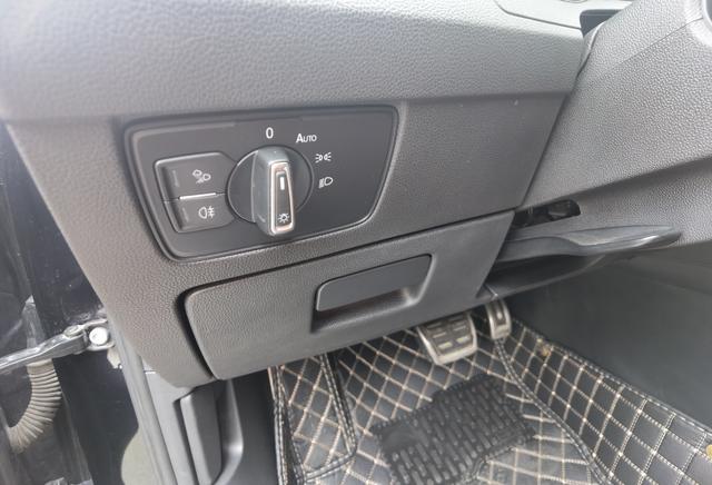 Volkswagen CC Модель 2019 года 330TSI Charm Style Edition National V – фото 20