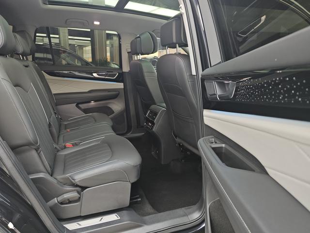 Volkswagen Teramont 2023 380TSI 4WD Premium Luxury – фото 14
