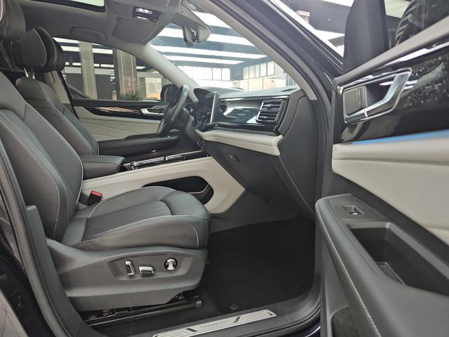 Volkswagen Teramont 2023 380TSI 4WD Premium Luxury – фото 19
