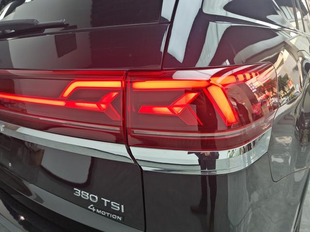 Volkswagen Teramont 2023 380TSI 4WD Premium Luxury – фото 23