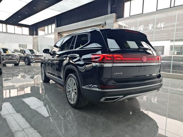 Volkswagen Teramont 2023 530 V6 4WD Premium Flagship Edition – фото 6