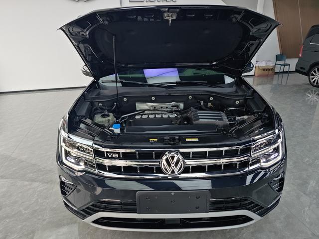 Volkswagen Teramont 2023 530 V6 4WD Premium Flagship Edition – фото 7