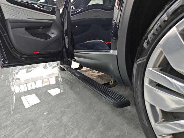 Volkswagen Teramont 2023 530 V6 4WD Premium Flagship Edition – фото 12