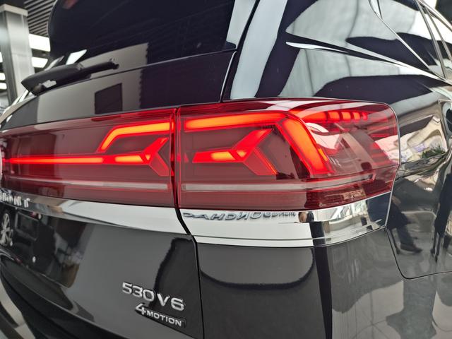 Volkswagen Teramont 2023 530 V6 4WD Premium Flagship Edition – фото 14