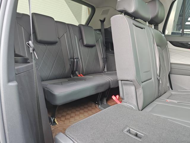 Volkswagen Teramont 2023 530 V6 4WD Premium Flagship Edition – фото 23