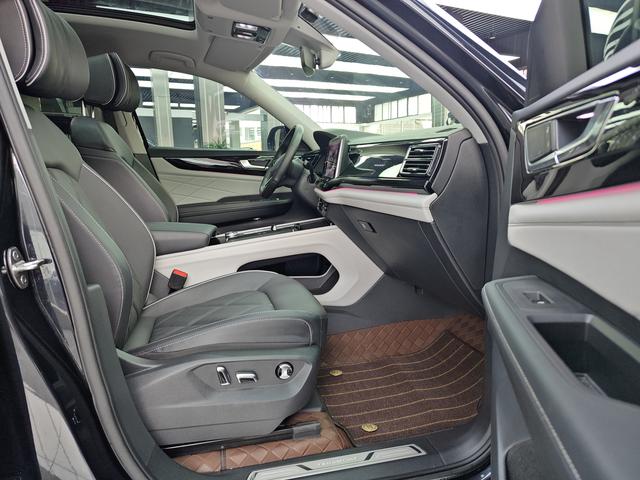 Volkswagen Teramont 2023 530 V6 4WD Premium Flagship Edition – фото 24