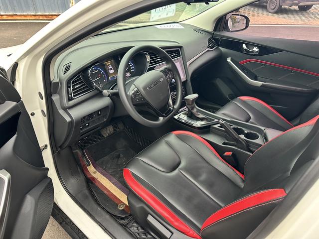 Venucia D60 Модель 2018 года 1.6L CVT Smart Connect Elite Edition – фото 5