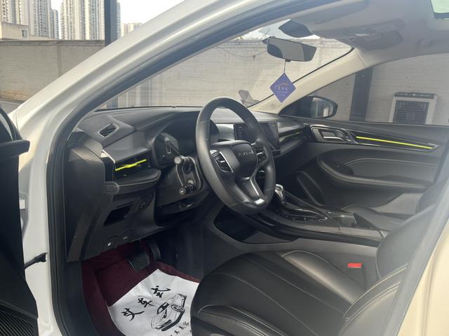 Roewe i5 2021 1.5L CVT Platinum Edition – фото 4