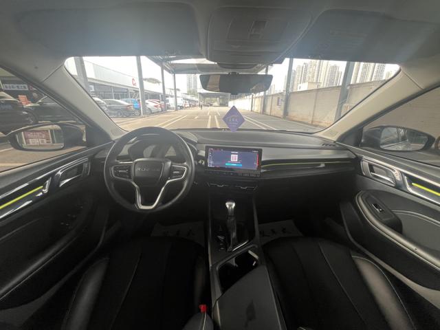 Roewe i5 2021 1.5L CVT Platinum Edition – фото 6