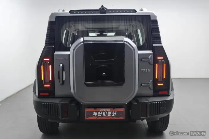 Jetour Traveler 2023 Model 1.5TD 2WD Land Rover Discovery PRO