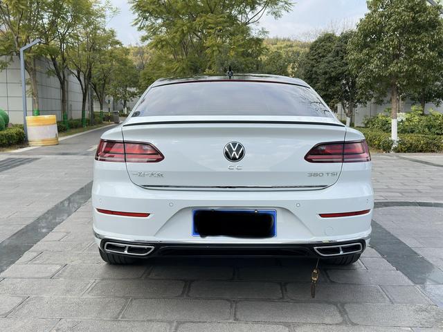 Volkswagen CC 2023 380TSI Capture the Eye Edition – фото 4