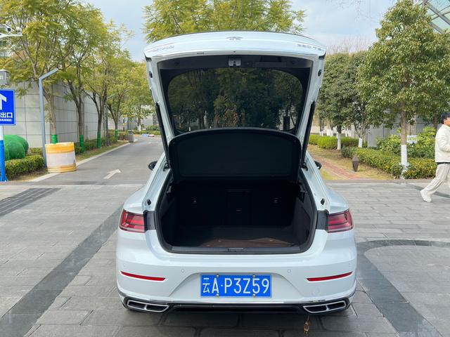 Volkswagen CC 2023 380TSI Capture the Eye Edition – фото 8