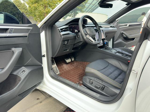 Volkswagen CC 2023 380TSI Capture the Eye Edition – фото 11