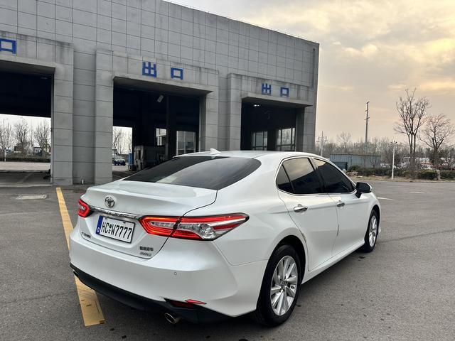 Toyota Camry 2022 2.0S Cavalier – фото 7