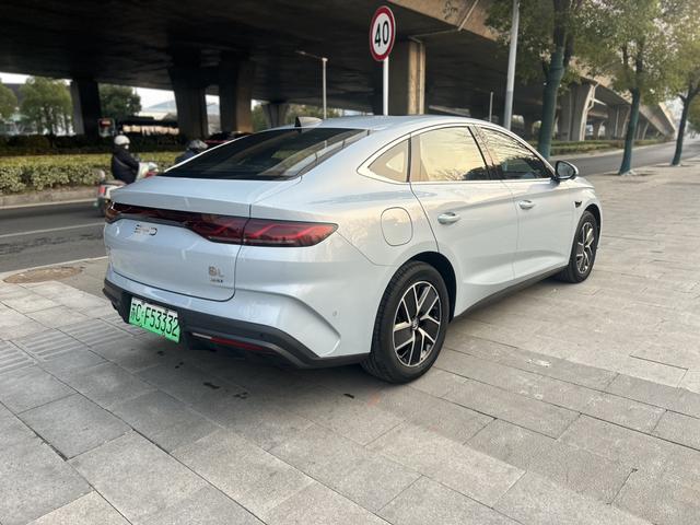 BYD Qin L DM 2025 Intelligent Driving DM-i 120km Beyond – фото 8