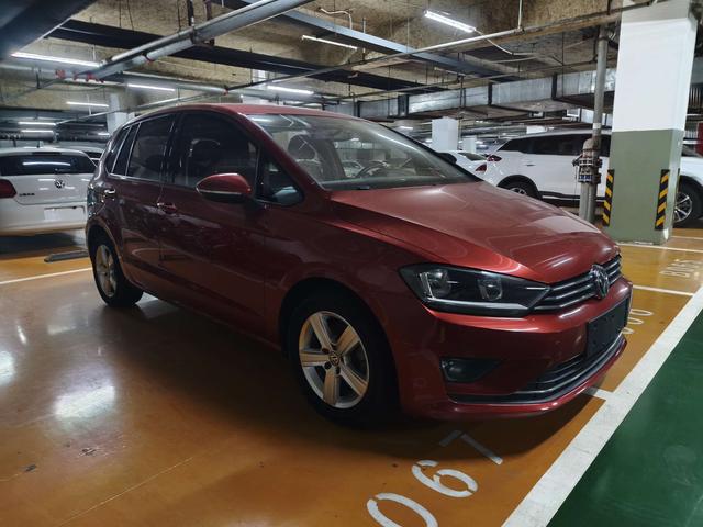 Volkswagen Gol f Sportsvan 2016 модификация 1.6L автоматическое Com f ort – фото 2
