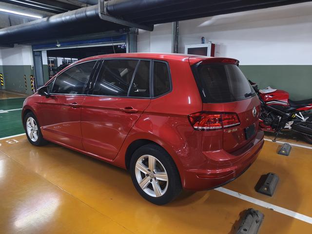 Volkswagen Gol f Sportsvan 2016 модификация 1.6L автоматическое Com f ort – фото 7