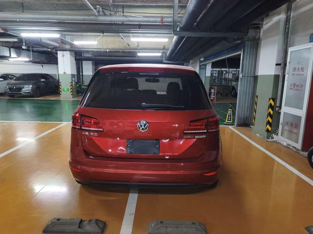 Volkswagen Gol f Sportsvan 2016 модификация 1.6L автоматическое Com f ort – фото 8