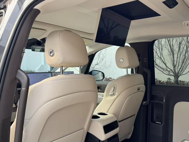 Li Auto MEGA 2024 Ultra – фото 9