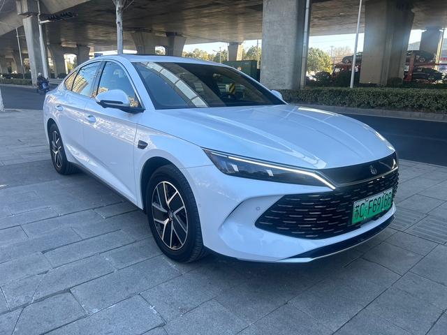 BYD Qin L DM 2025 Intelligent Driving DM-i 120km Beyond – фото 3