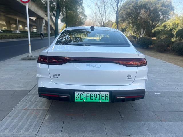 BYD Qin L DM 2025 Intelligent Driving DM-i 120km Beyond – фото 8