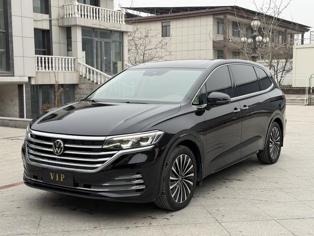 Volkswagen Viloran 2020 380TSI Premium – фото 1