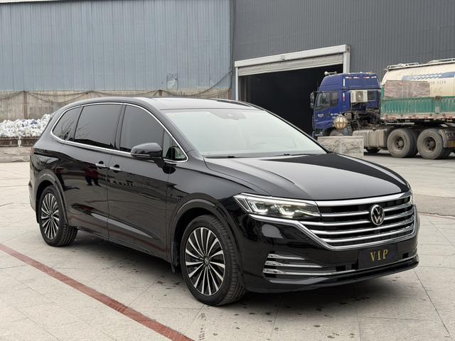 Volkswagen Viloran 2020 380TSI Premium – фото 3