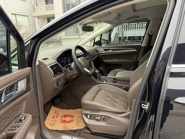Volkswagen Viloran 2020 380TSI Premium – фото 8