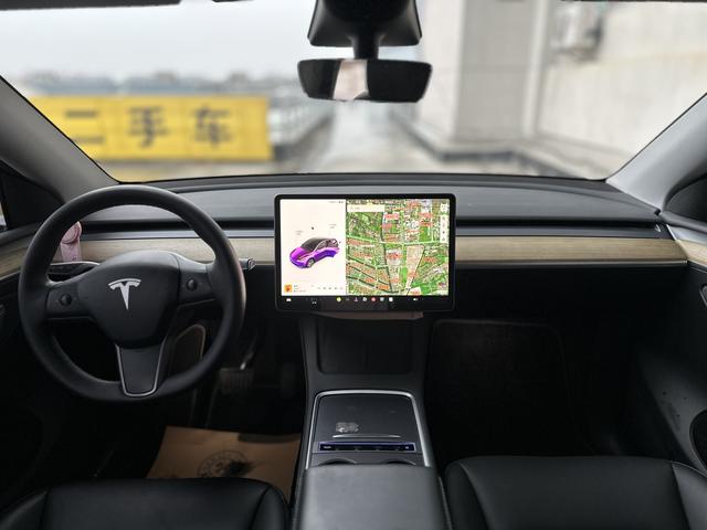 Tesla Model Y 2023 Long Range AWD – фото 6