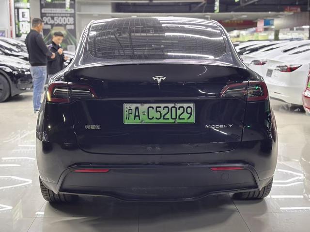 Tesla Model Y 2022 Facelift RWD – фото 7