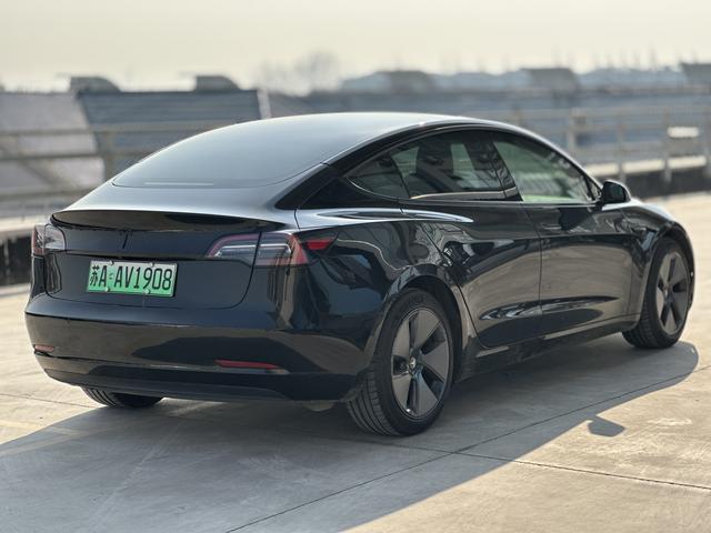 Tesla Model 3 2022 RWD – фото 8