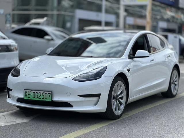 Tesla Model 3 2022 RWD – фото 1