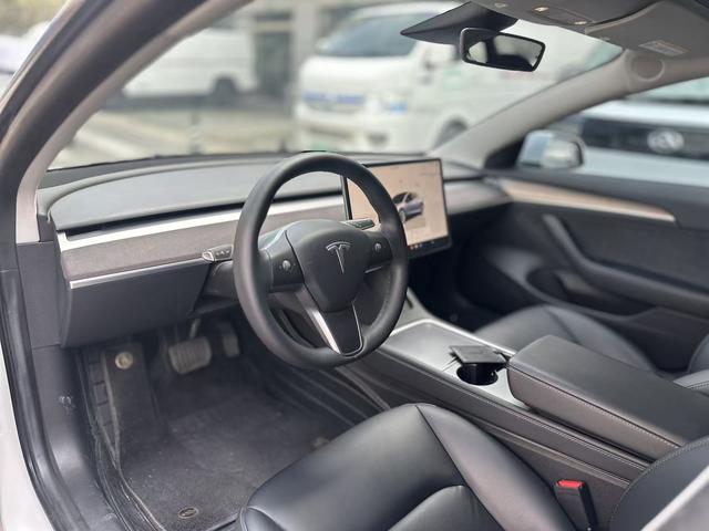 Tesla Model 3 2022 RWD – фото 3