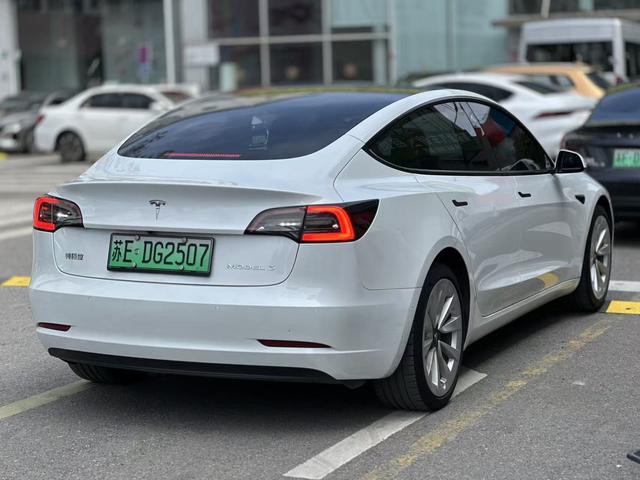 Tesla Model 3 2022 RWD – фото 8