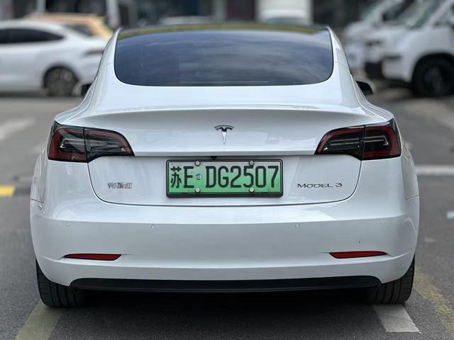 Tesla Model 3 2022 RWD – фото 9