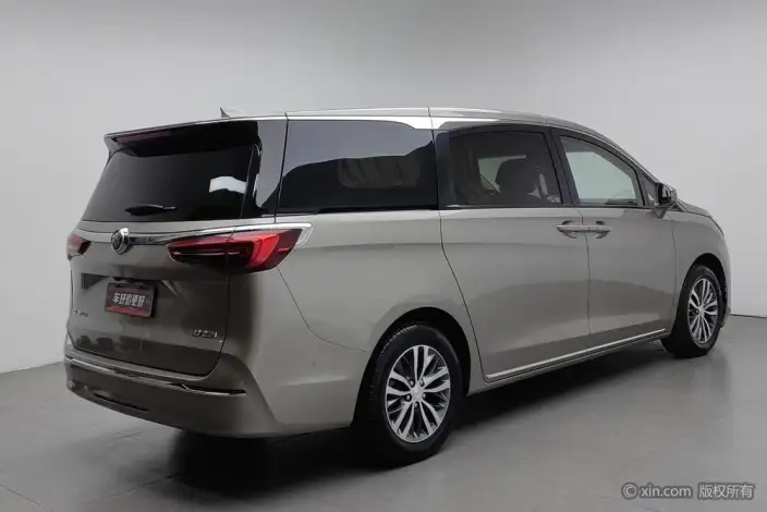 Buick GL8 2023 Model ES Luzun 2.0T Exclusive Model