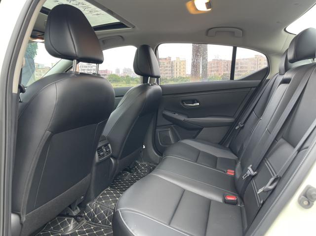 Nissan Sylphy 2022 1.6L XL CVT Enjoy – фото 11
