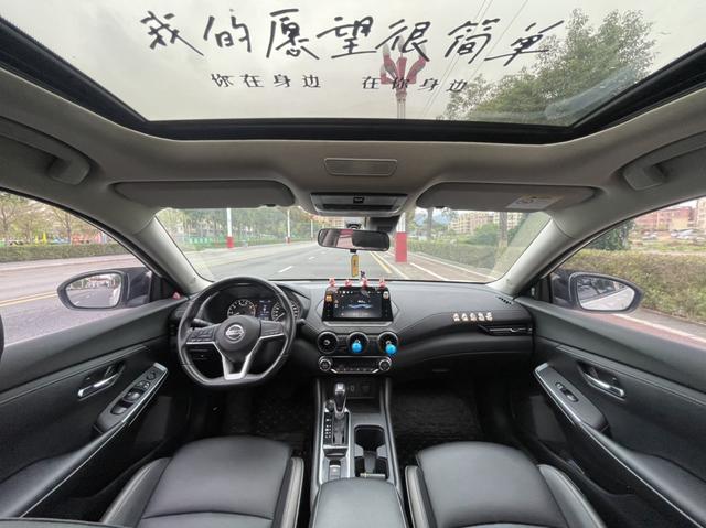 Nissan Sylphy 2022 1.6L XL CVT Enjoy – фото 15