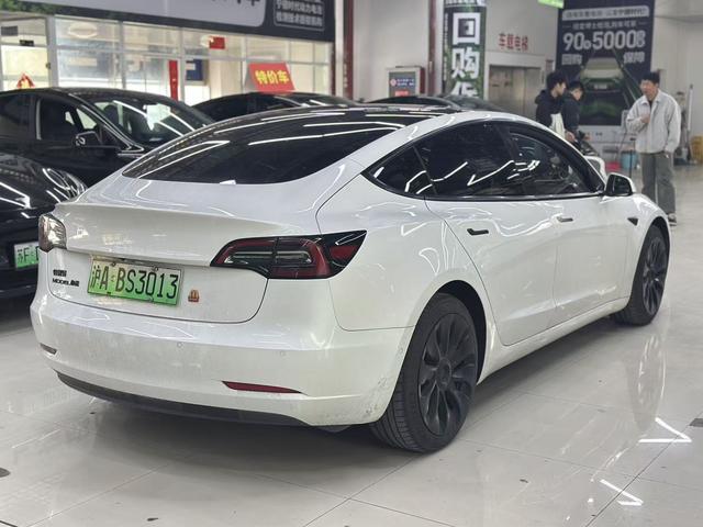 Tesla Model 3 2022 RWD – фото 7