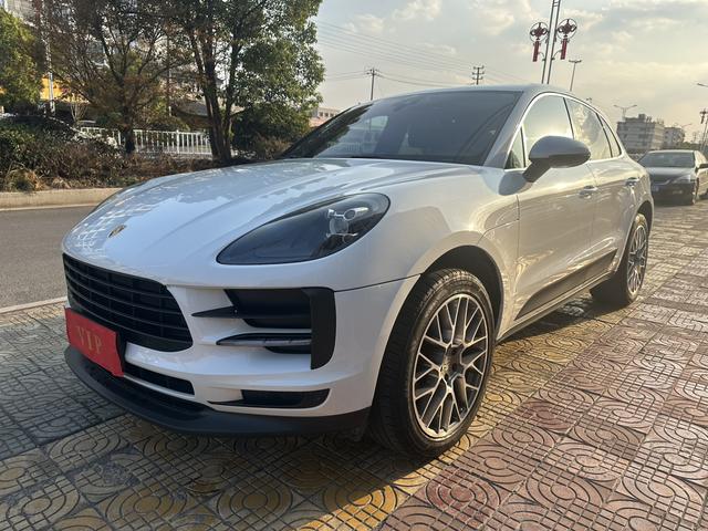 Porsche Macan 2018 Macan 2.0T – фото 1
