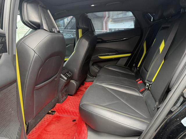 Changan UNI-V 2022 1.5T Sport – фото 6