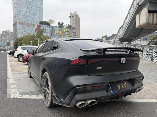 Changan UNI-V 2022 1.5T Sport – фото 7