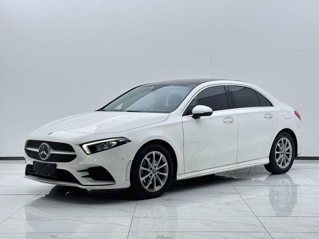 Mercedes-Benz A-class Модель 2020 года A 200 L Sports sedan – фото 1