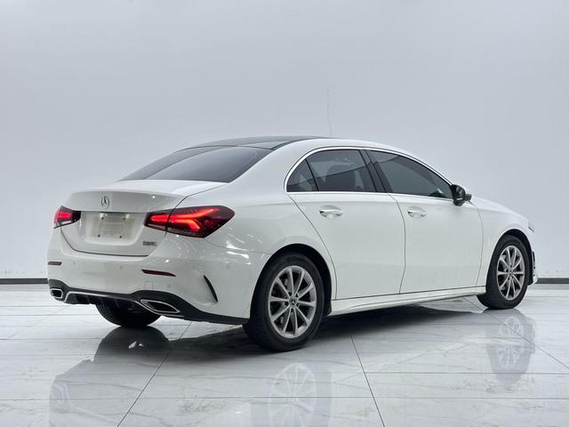Mercedes-Benz A-class Модель 2020 года A 200 L Sports sedan – фото 4