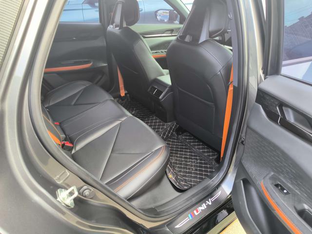Changan UNI-V 2022 1.5T Sport – фото 9
