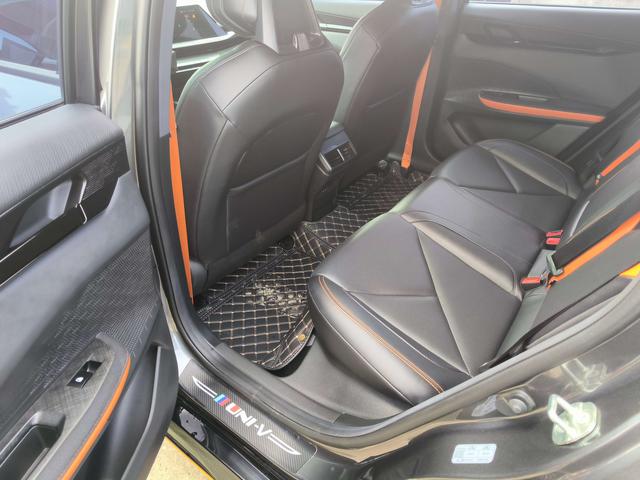 Changan UNI-V 2022 1.5T Sport – фото 16