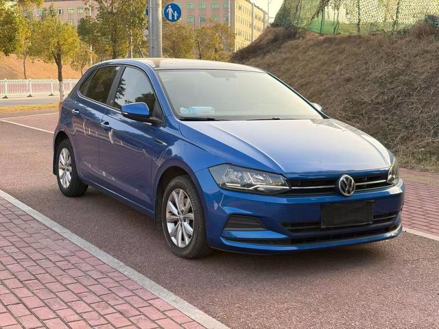 Volkswagen Polo 2019 Plus 1.5L Automatic Vivid Tech – фото 3