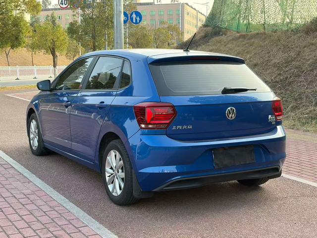 Volkswagen Polo 2019 Plus 1.5L Automatic Vivid Tech – фото 9